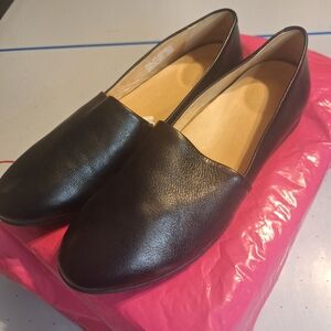 Classic Women's Black Leather Slip-On Flats
